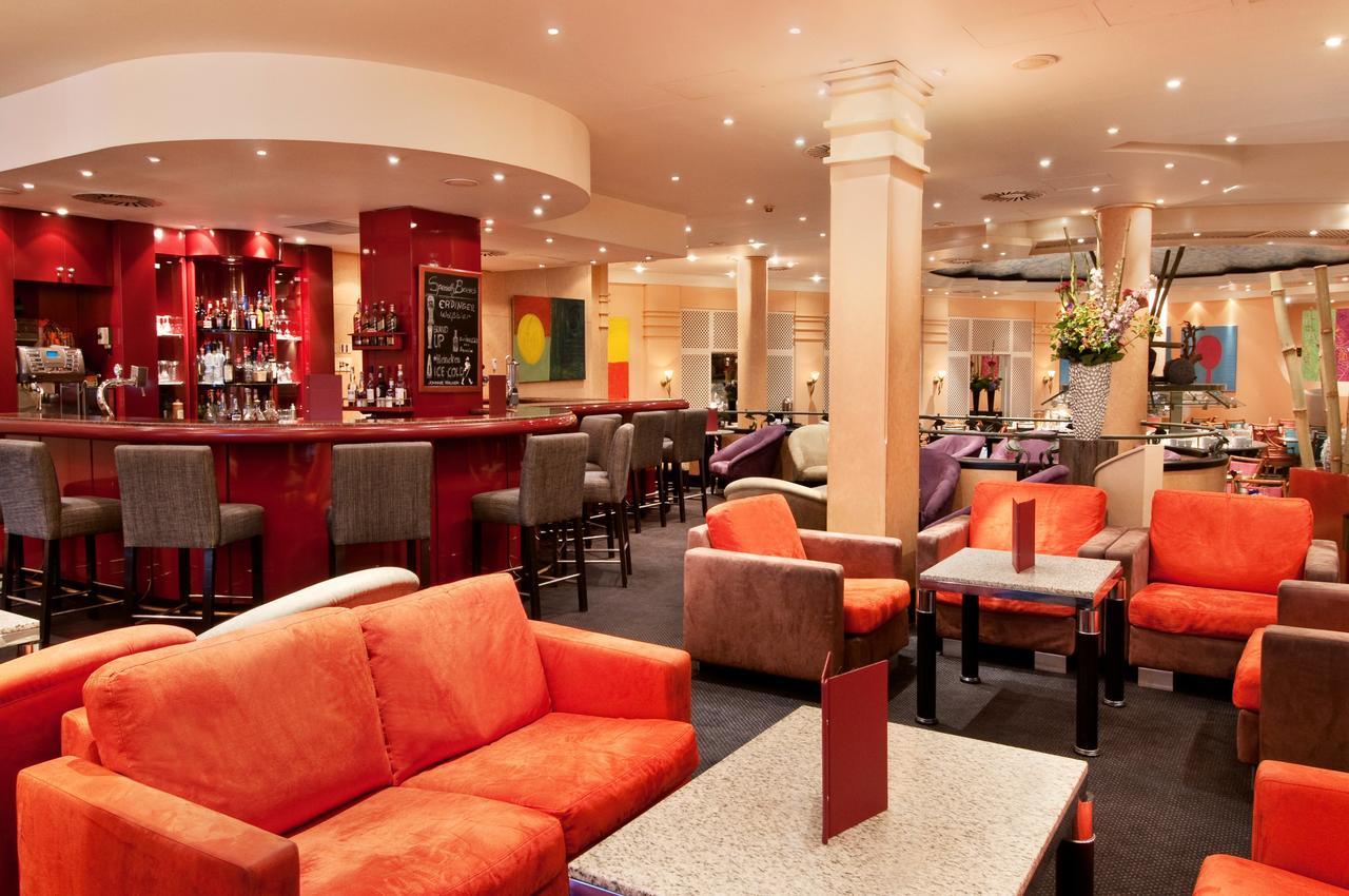 Hilton 4* Amsterdam Airport Schiphol